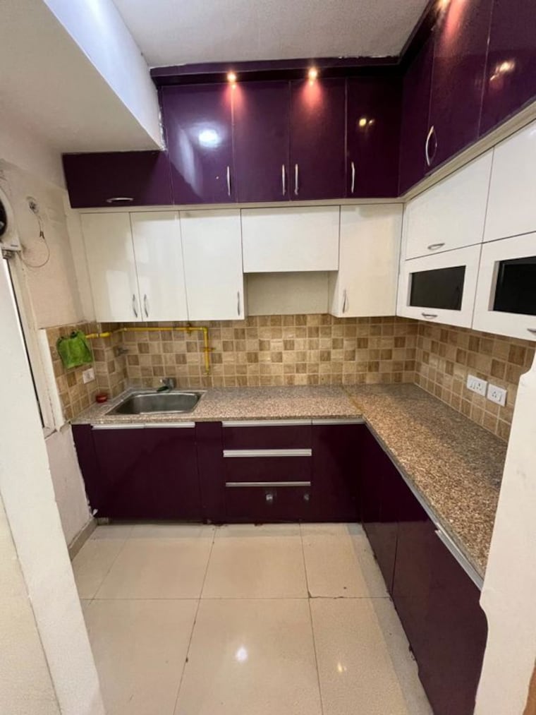 Kitchen, palam vihar 3 Bedroom 1699 Sq.Ft. Builder Floor In Palam Vihar Delhi 9748592