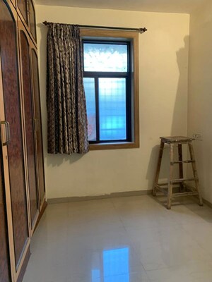 Room in 1 BHK Apartment at Om Rishikesh CHS, Borivali West – for Rent
