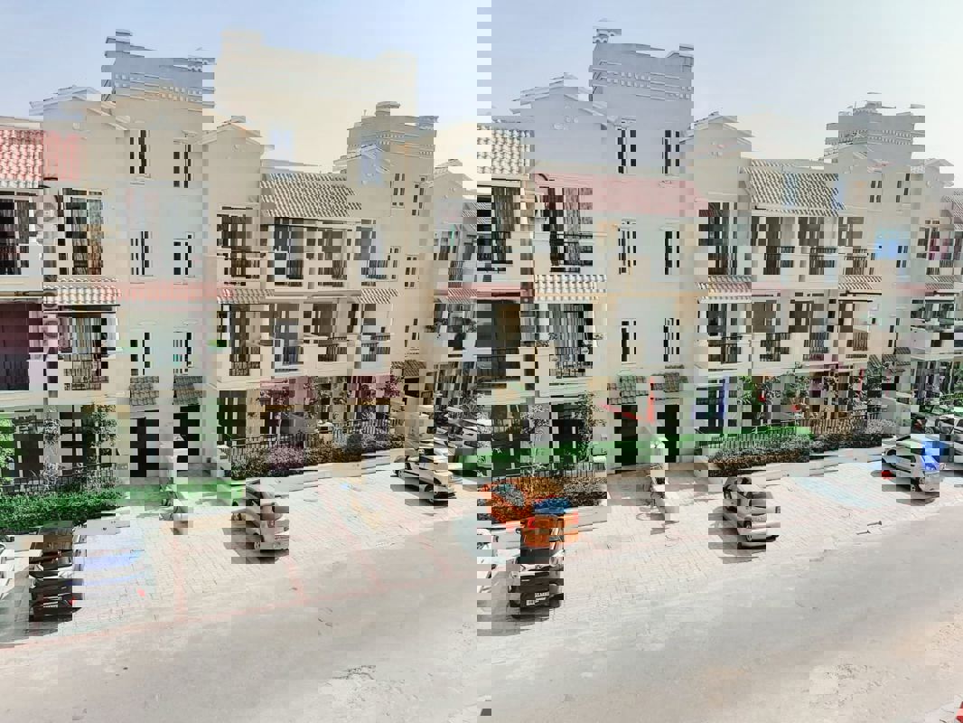 3 BHK + Pooja Room Builder Floor For Sale in Sector 65