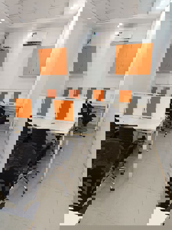 Office Space For Rent in Sector 4