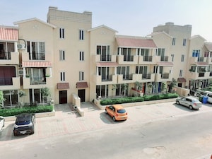 3 BHK Builder Floor For Sale in Sector 65