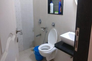Bathroom in 2 BHK Apartment at Mayfair Housing Hillcrest, Vikhroli West – for Rent