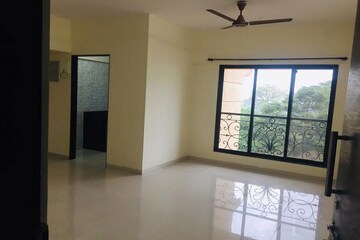 Room in 2 BHK Apartment at Mayfair Housing Hillcrest, Vikhroli West – for Rent
