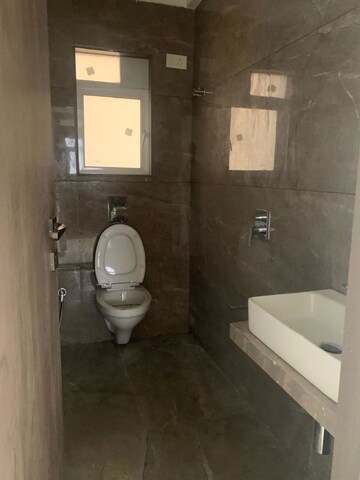 Master Bedroom in 2 BHK Apartment at Shraddha Elite, Borivali West – for Rent