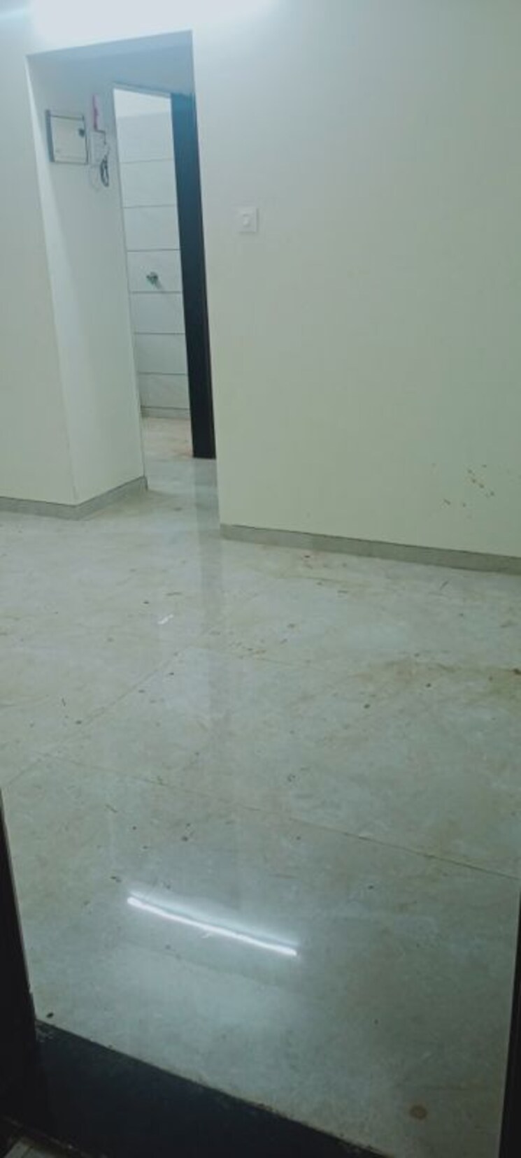 Room, bindra-complex 1 Bedroom 640 Sq.Ft. Apartment In Andheri East Mumbai 9748894