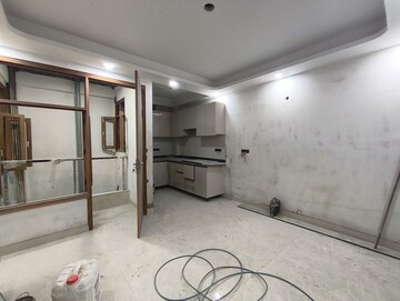 Parking in 1 BHK Builder Floor at Chattarpur – for Sale