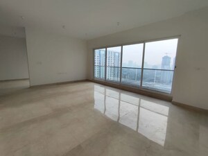 4 BHK Apartment For Rent in Sheth Avalon, Laxmi Nagar