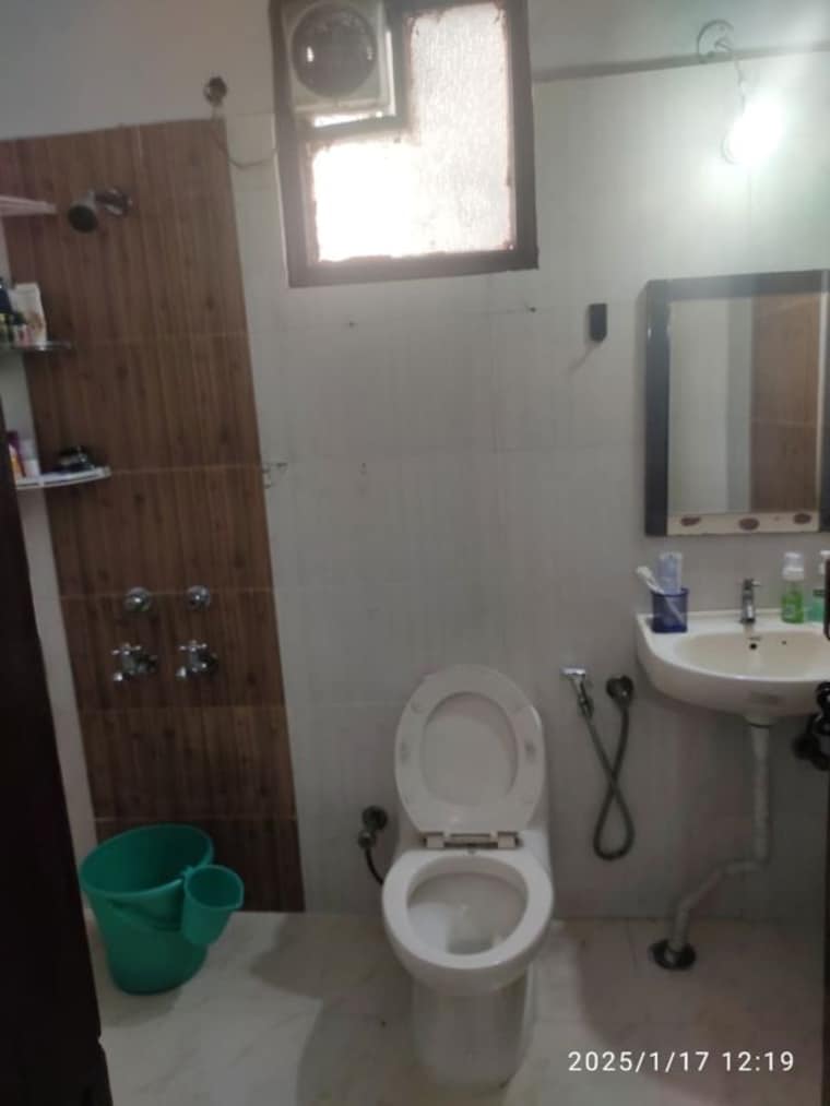 Bathroom, saket 2 Bedroom 850 Sq.Ft. Builder Floor In Saket Delhi 9749029