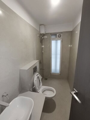 Bathroom in 3.5 BHK Apartment at Juhu Gulmohar CHS, Vile Parle West – for Rent