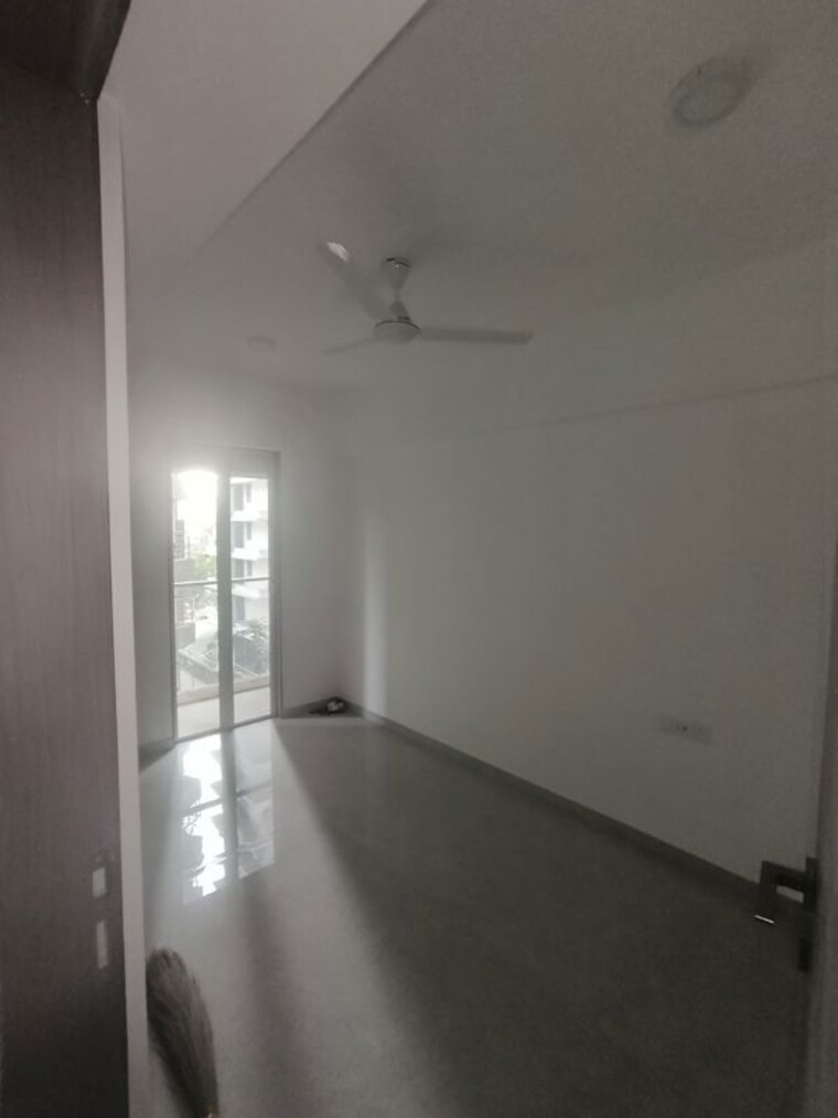 Room, juhu-gulmohar-chs 3.5 Bedroom 1350 Sq.Ft. Apartment In Vile Parle West Mumbai 9749041