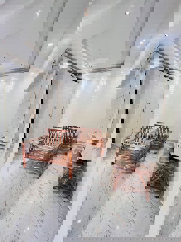 1 BHK Builder Floor For Rent in Sector 52