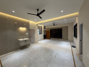 Parking in 3 BHK Apartment at Sri Sreenivasa Anisha Pride, Jubilee Hills – for Rent