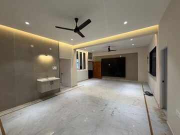 Parking in 3 BHK Apartment at Sri Sreenivasa Anisha Pride, Jubilee Hills – for Rent