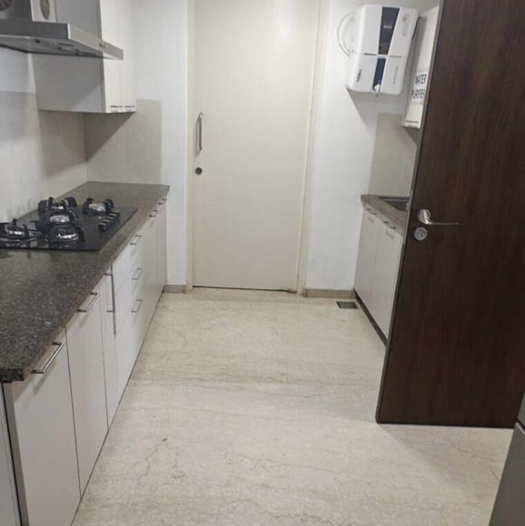 Balcony, lokhandwala-minerva-mahalaxmi 3 Bedroom 1960 Sq.Ft. Apartment In Arthur rd Mumbai 9749196