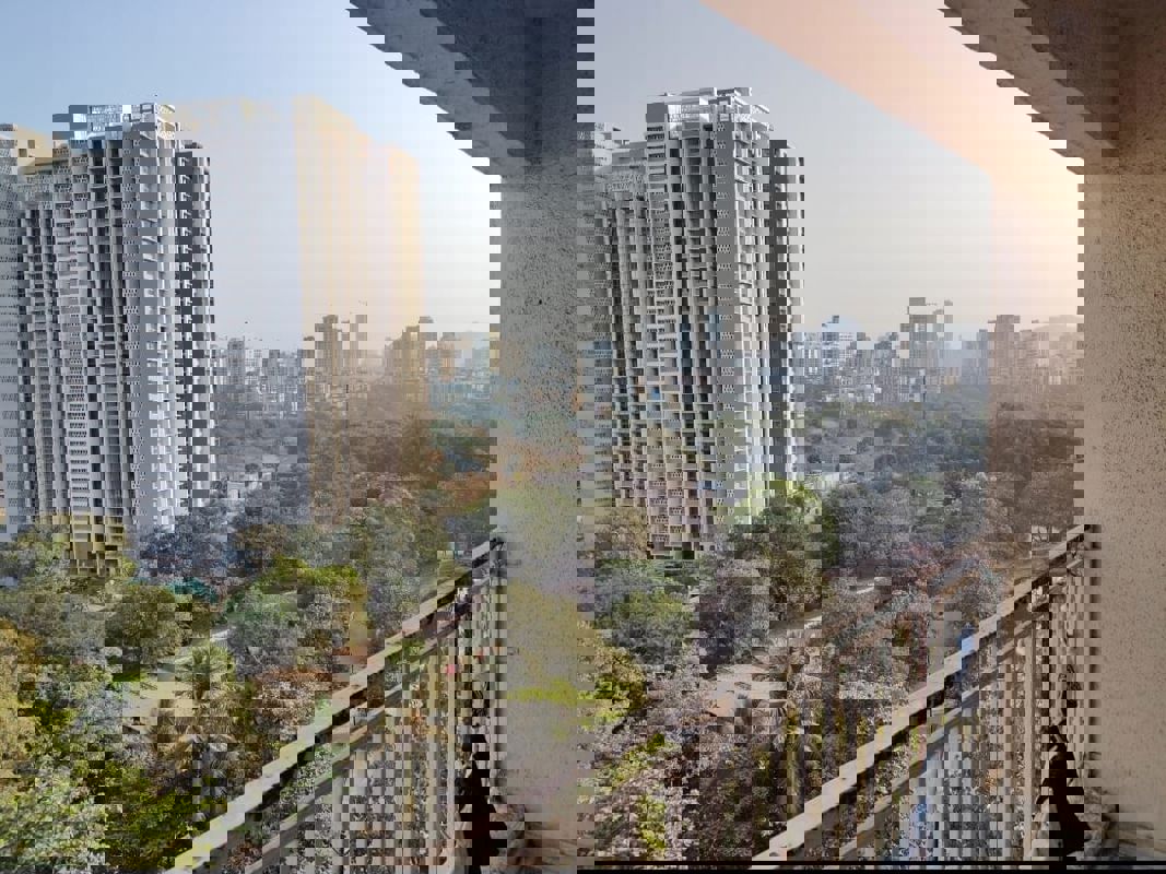 2 BHK Apartment For Rent in Fiama Residency