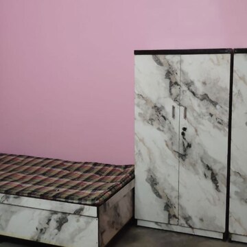 Bedroom in  Pg at Gomti Nagar – for Rent