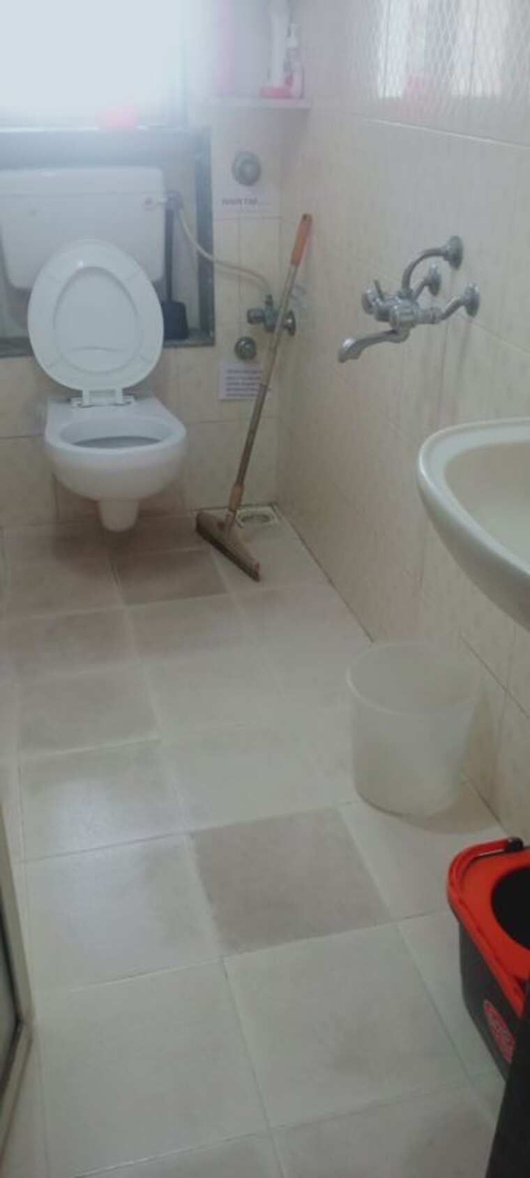 Bathroom, takshila-chs 2 Bedroom 975 Sq.Ft. Apartment In Andheri East Mumbai 9749297