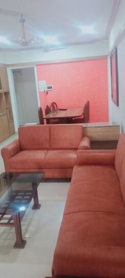 2 BHK + Pooja Room Apartment For Rent in Takshila CHS