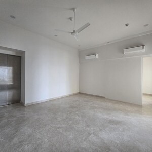 Room in 3 BHK Apartment at Indiabulls Sky Forest, Dighe Nagar – for Rent