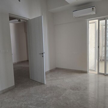 Room in 3 BHK Apartment at Indiabulls Sky Forest, Dighe Nagar – for Rent