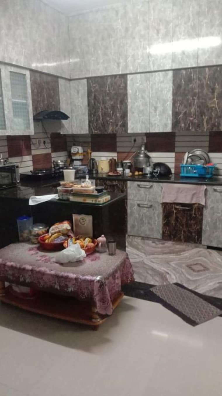 Kitchen, patel nagar 2.5 Bedroom 167 Sq.Yd. Independent House In Patel Nagar Ghaziabad 9746297