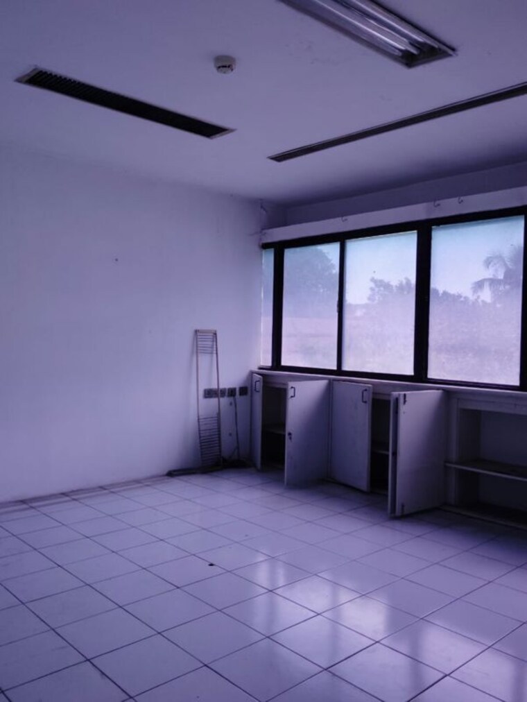 Room, peelamedu Commercial Office Space 4257 Sq.Ft. In Peelamedu Coimbatore 9749437