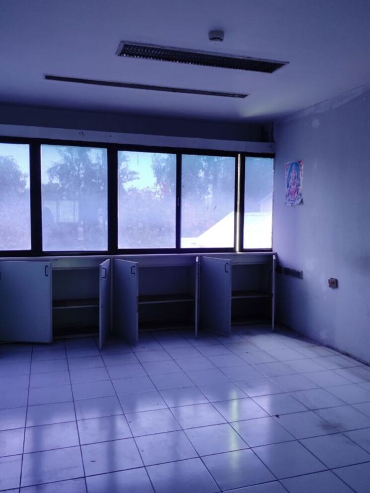 Room, peelamedu Commercial Office Space 4257 Sq.Ft. In Peelamedu Coimbatore 9749437