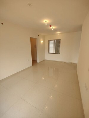 Room in 2 BHK Apartment at Kalpataru Exquisite Sierra, Wakad – for Sale