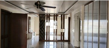 4 BHK Builder Floor For Rent in Sector 14