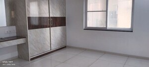 Room in 3 BHK Apartment at Jayabheri The Summit, Narsingi – for Rent