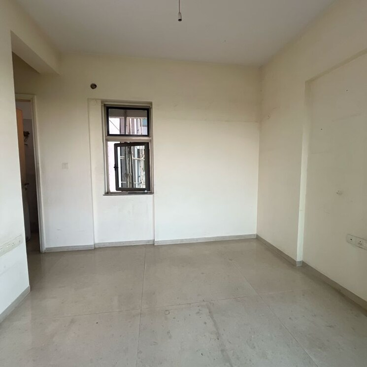 Room, kalpataru-towers 2.5 Bedroom 900 Sq.Ft. Apartment In Defence Colony Mumbai 9749508