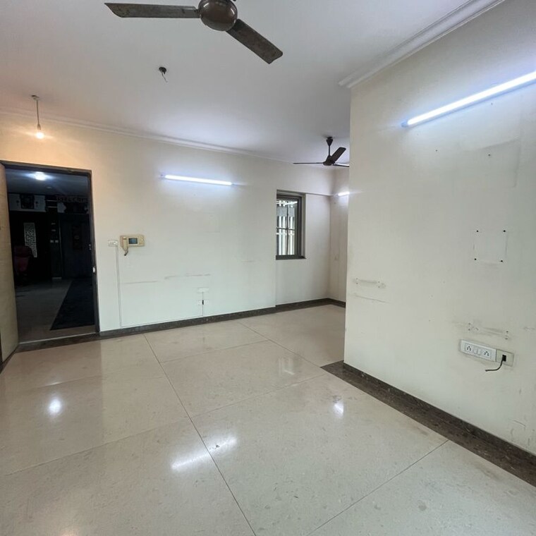 Room, kalpataru-towers 2.5 Bedroom 900 Sq.Ft. Apartment In Defence Colony Mumbai 9749508