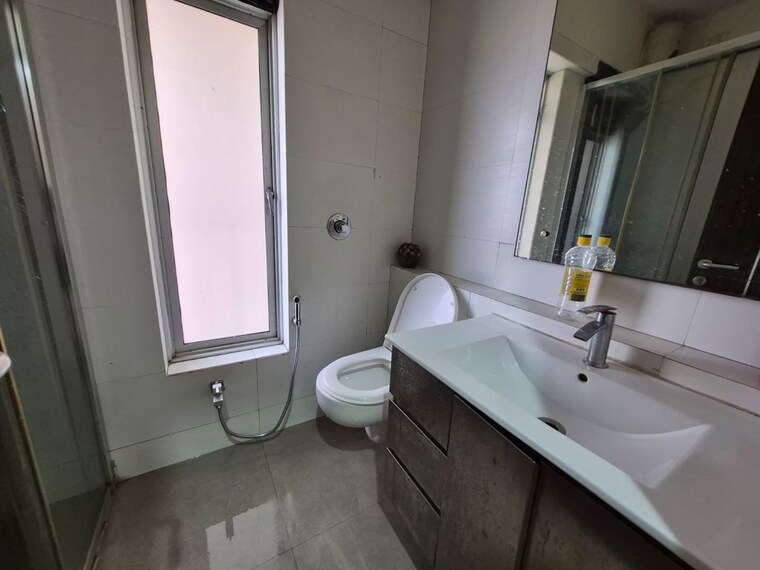 Bathroom, soham-tropical-lagoon 3 Bedroom 1000 Sq.Ft. Apartment In Ghodbunder Road Thane 9749521