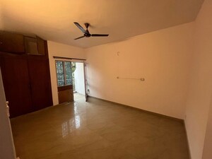 Room in 3 BHK Apartment at Vasant Kunj Enclave – for Rent