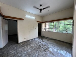 Room in 2 BHK Apartment at Vasant Kunj – for Rent