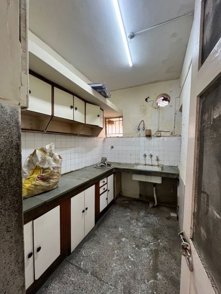 Kitchen, vasant kunj 2 Bedroom 1250 Sq.Ft. Apartment In Vasant Kunj Delhi 9749550