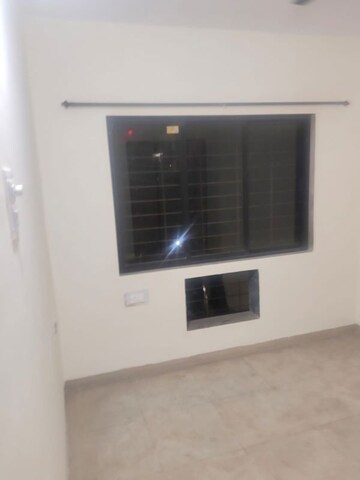 1 BHK Apartment For Rent in Rutu Estate, Brahmand