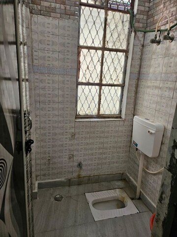 Bathroom in 2 BHK Apartment at Dilshad Colony – for Sale