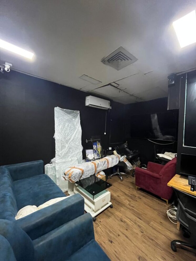 Team Area, morya-landmark-2 Commercial Office Space 2100 Sq.Ft. In Andheri West Mumbai 9749528