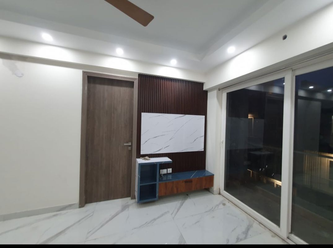 2 BHK + Extra Room Apartment For Rent in M3M Soulitude