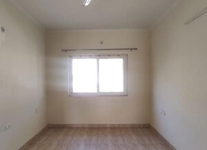 Room in 2.5 BHK Apartment at Vasant Kunj – for Rent