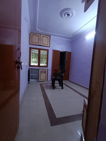 Building Lobby in 3.5 BHK Apartment at Mayur Vihar – for Rent