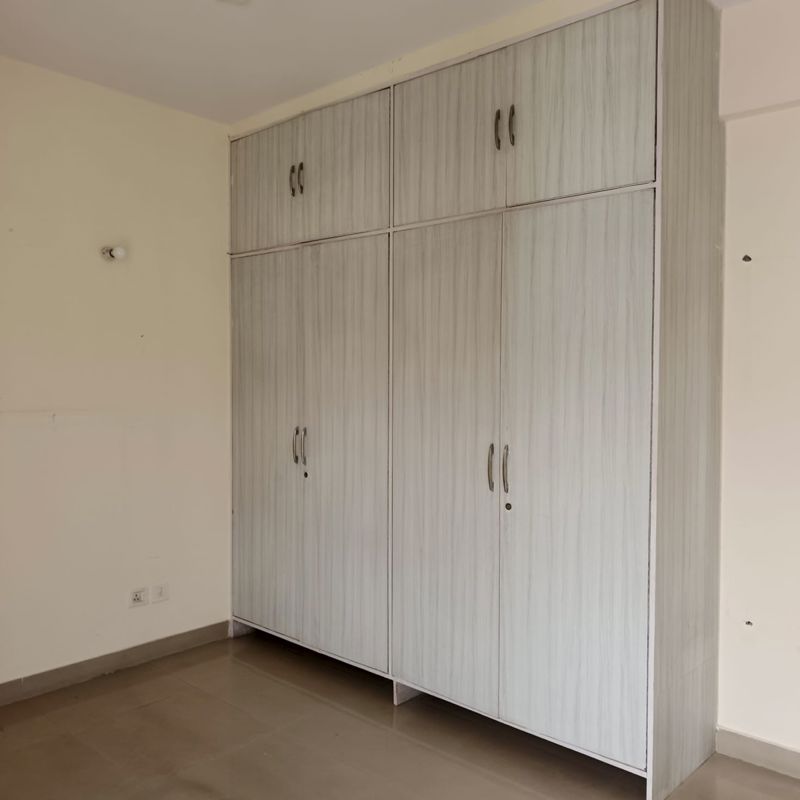 3 BHK + Study Room 1500 Sq.Ft. Builder Floor in Puri Vip Floors