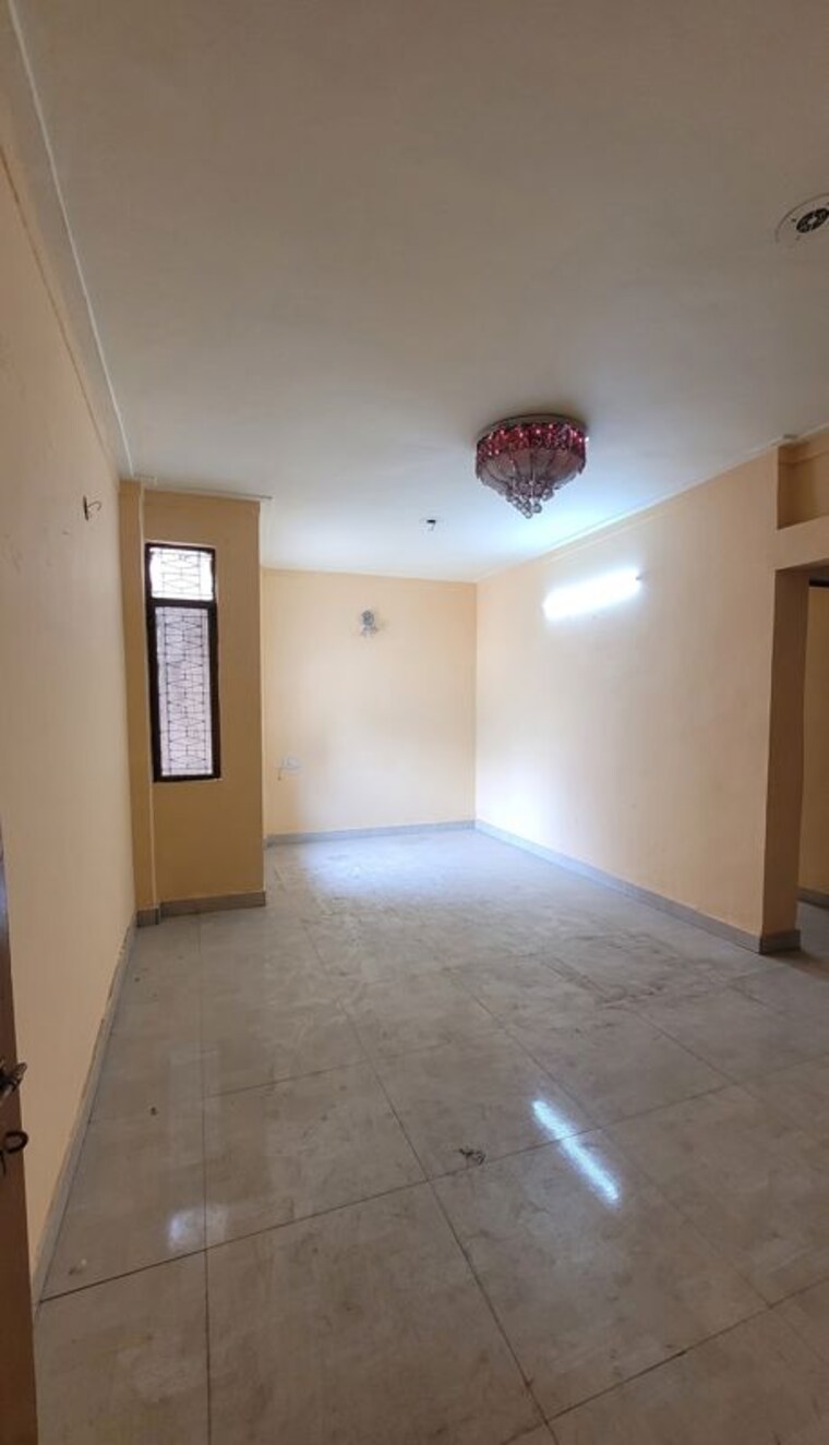 Room, dilshad colony 2 Bedroom 750 Sq.Ft. Apartment In Dilshad Colony Delhi 9749575