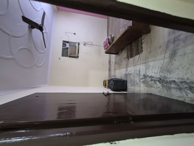 Bedroom, mayur vihar 1.5 Bedroom 520 Sq.Ft. Builder Floor In Mayur Vihar Delhi 9749577