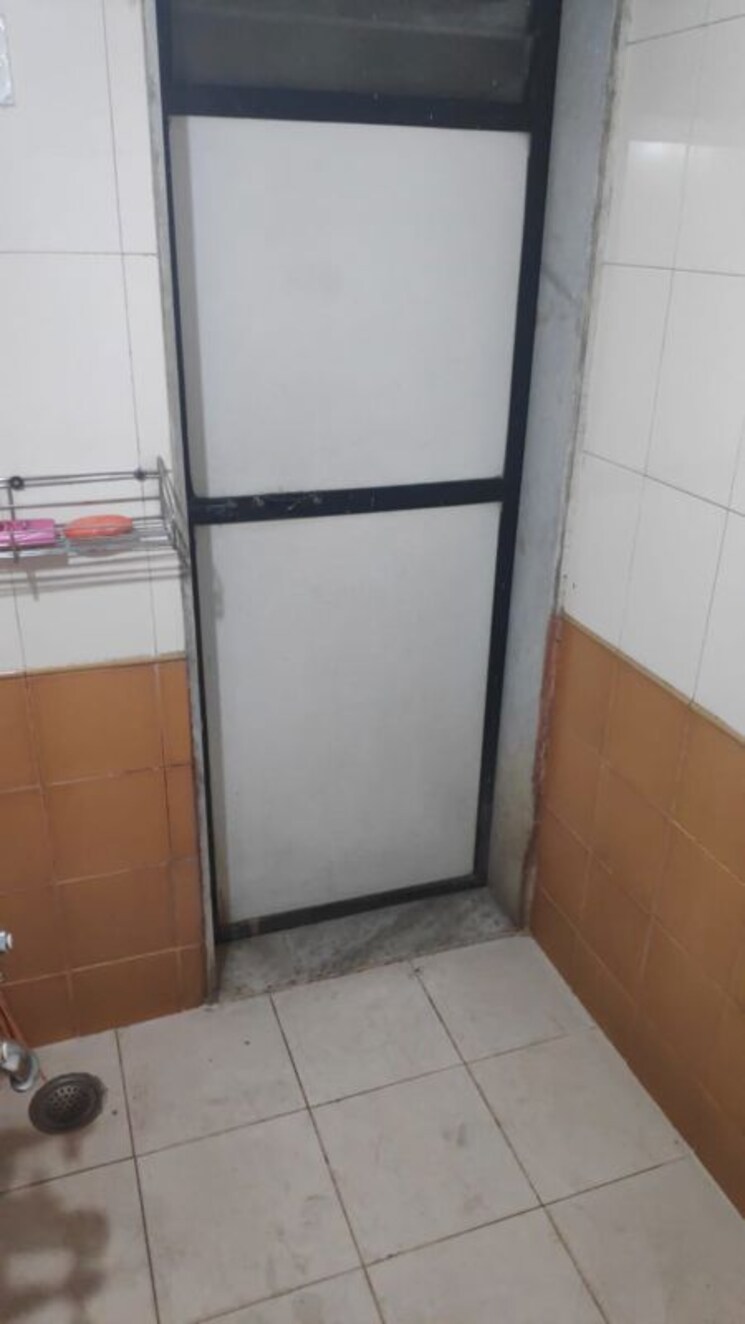 Room, godrej-emerald 2 Bedroom 600 Sq.Ft. Apartment In Ghodbunder Road Thane 9749584