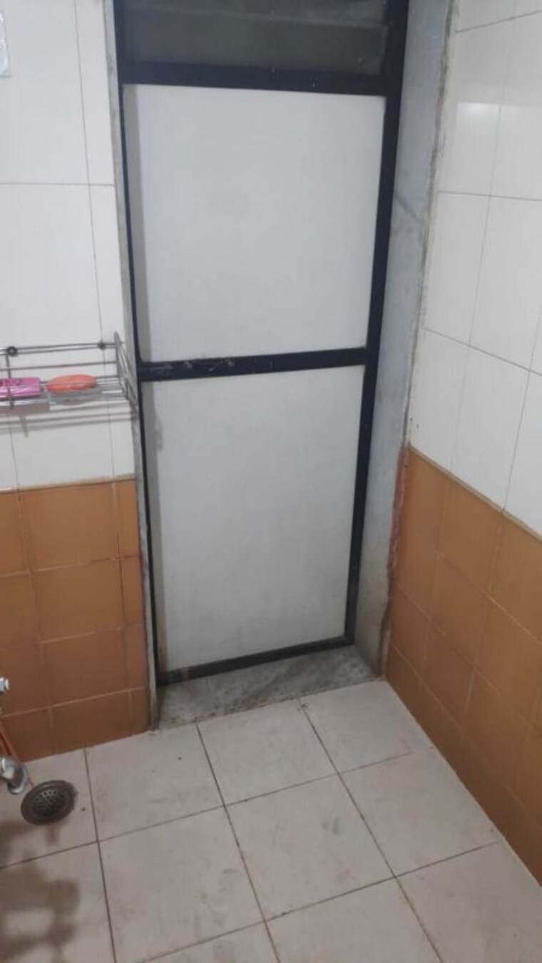 Room, godrej-emerald 2 Bedroom 600 Sq.Ft. Apartment In Ghodbunder Road Thane 9749584