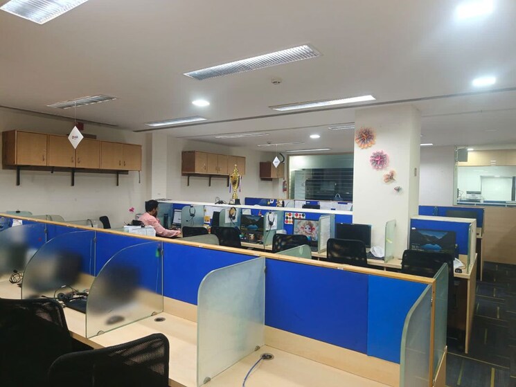 Team Area, trade-star Commercial Office Space 10000 Sq.Ft. In Andheri East Mumbai 9749568