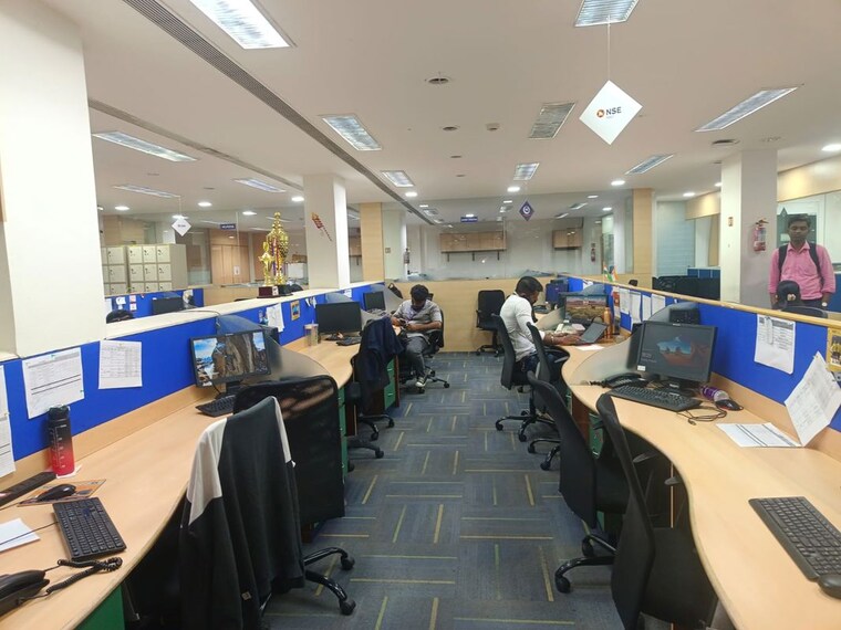 Team Area, trade-star Commercial Office Space 10000 Sq.Ft. In Andheri East Mumbai 9749568