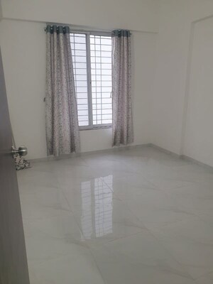 Room in 1 BHK Apartment at RR Lunkad 66 Avenue, Pimple Nilakh – for Rent